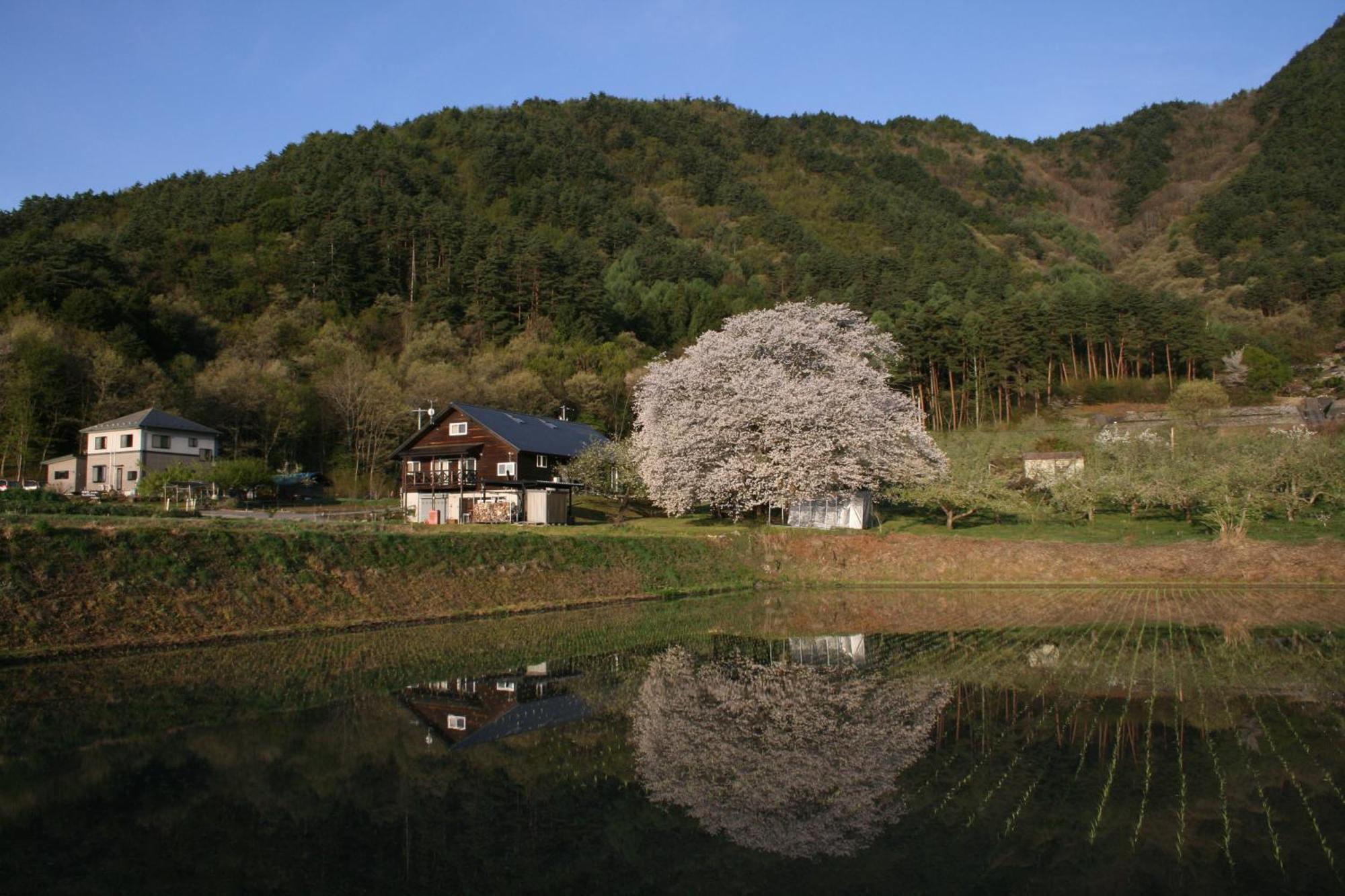 Azumino Backpackers 山の風 Hotel Matsukawa Buitenkant foto